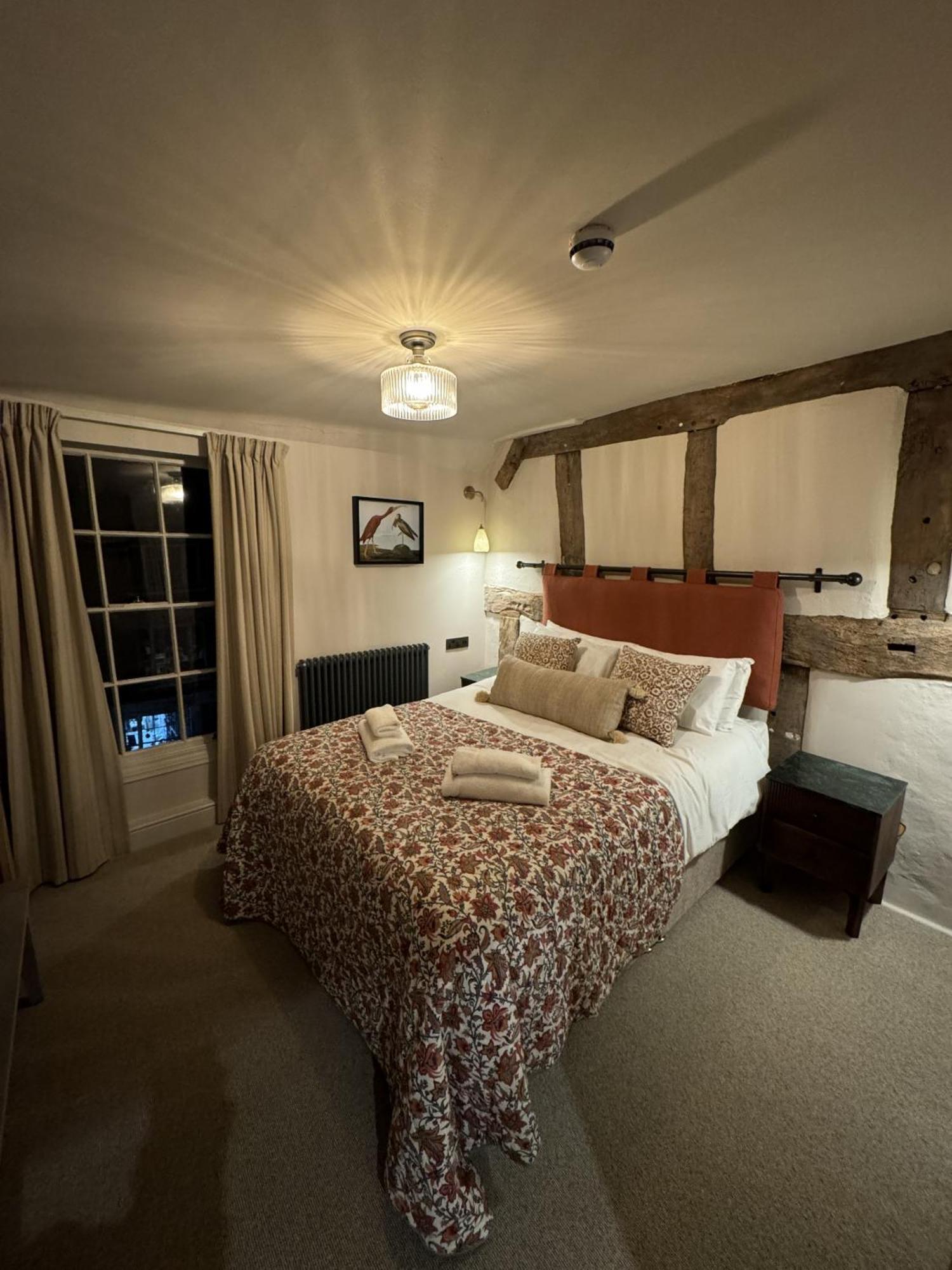 The White Lion Hotel Upton upon Severn Chambre photo